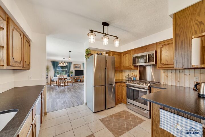 Property Photo: 537 S 16th St SD 57747