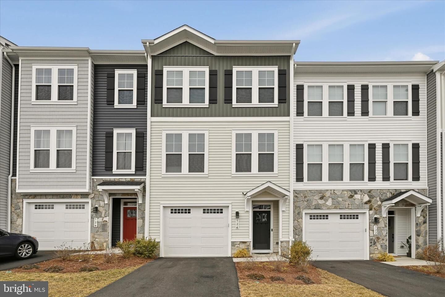 Property Photo:  124 Checkerspot Way  VA 22630 
