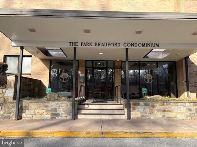 Property Photo:  8601 Manchester Road 310  MD 20901 