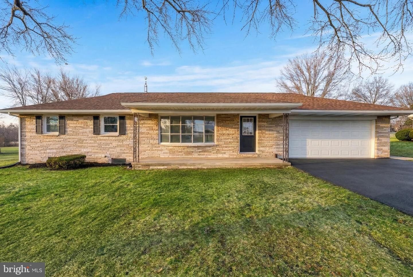 Property Photo:  4081 Mulberry Lane  PA 17315 