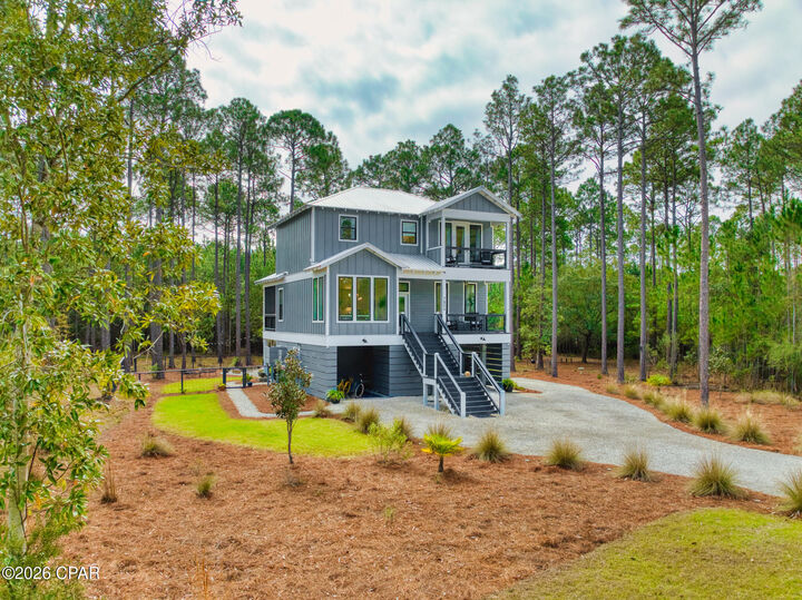 Property Photo: 7804 S Chipper Trail FL 32413