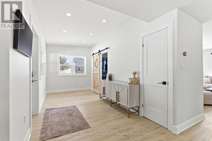 Property Photo:  24 Mill Road West  ON N0M 1J0 