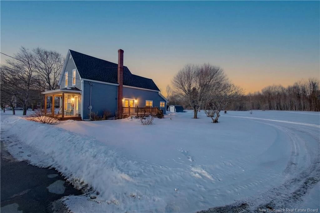 Property Photo:  87 Hill Street  NB E1N 2H6 