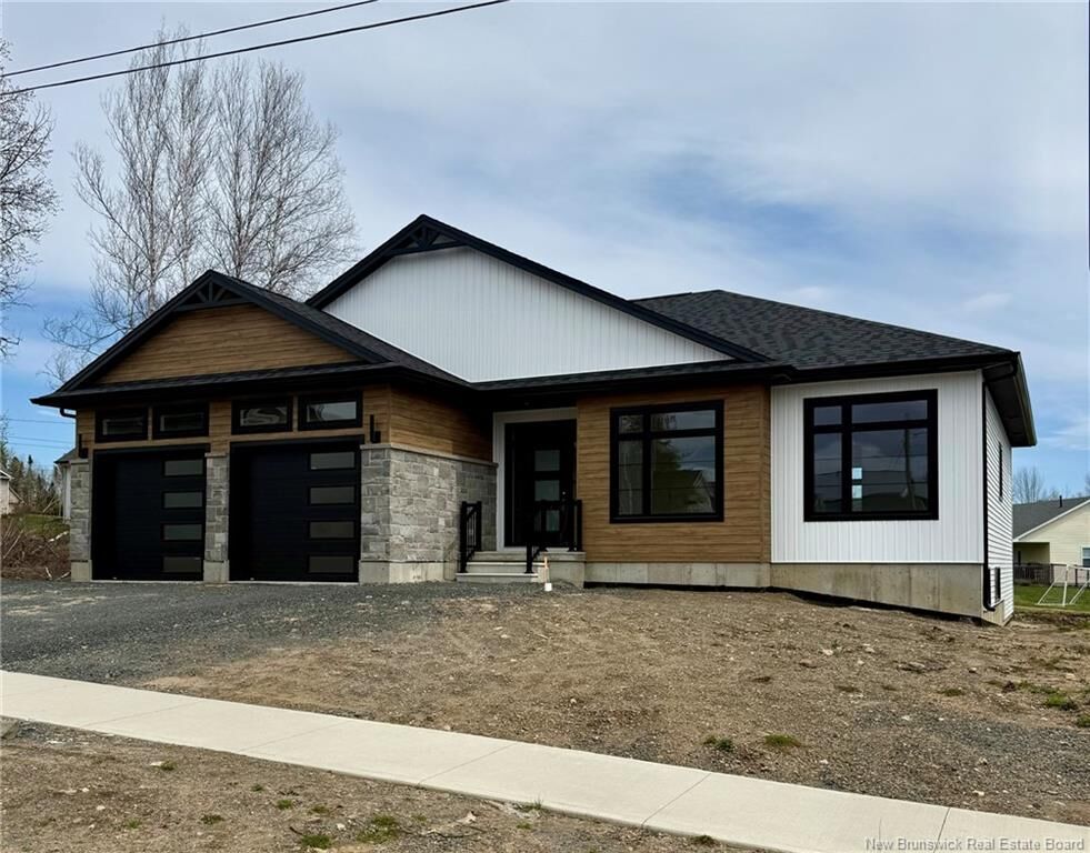 Property Photo: 11 Donmac Court NB E3G 0L6