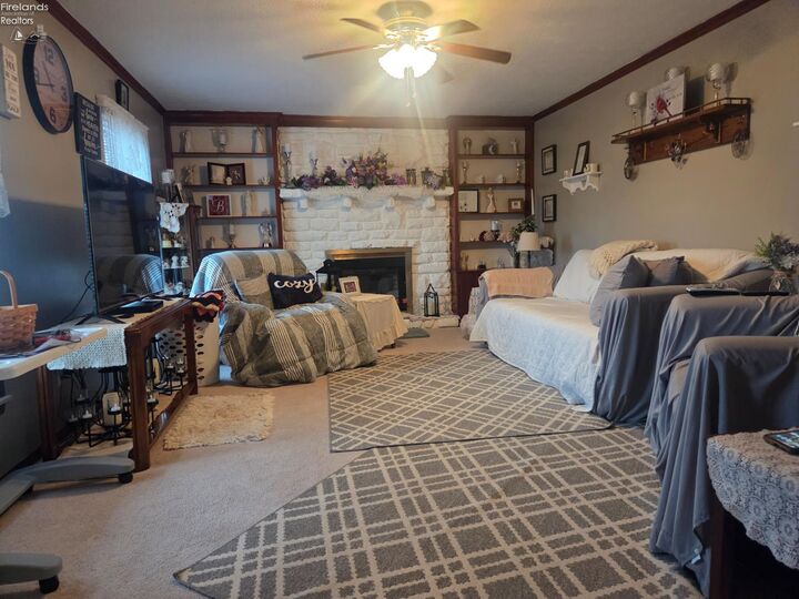 Property Photo: 8215 State Route 101 OH 43410