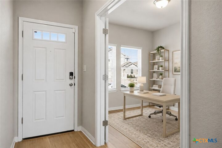 Property Photo:  108 Hannah Trail  TX 78628 