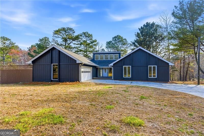 Property Photo: 176 Mask Road GA 30215