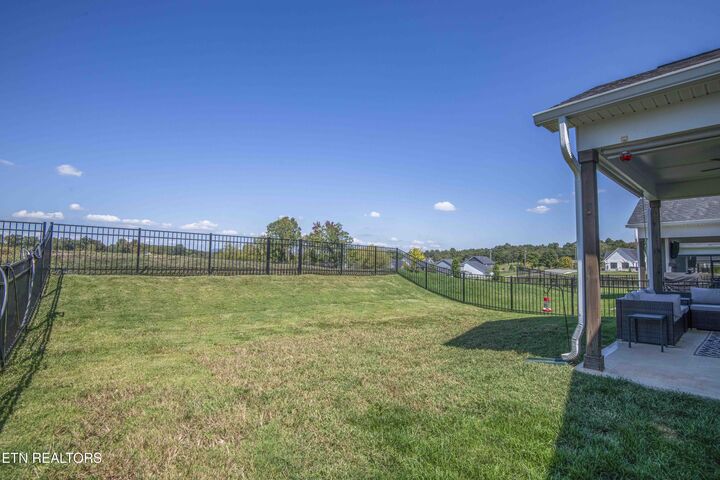 Property Photo:  1547 Spring Berry Lane  TN 37924 
