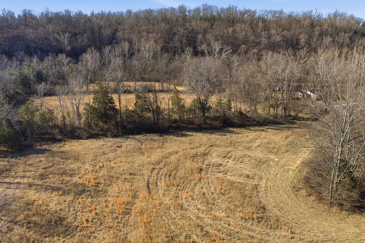 Property Photo: 1961 Glensboro Road KY 40342
