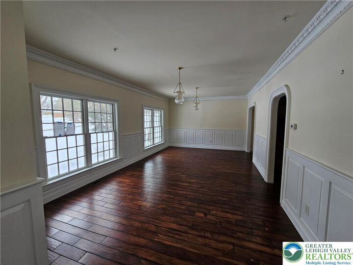 Property Photo:  1 Dunminning Road  PA 19073 