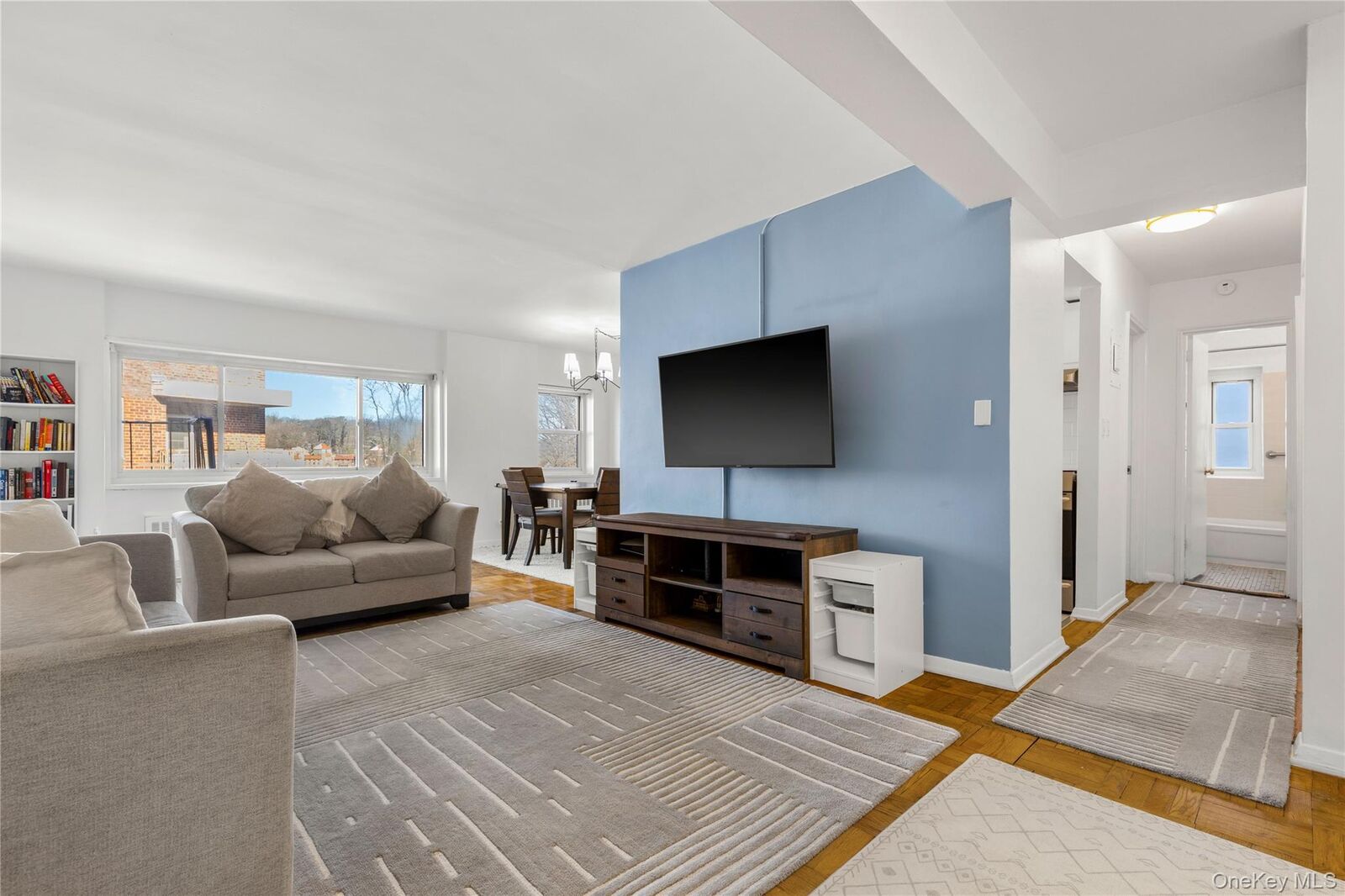 Property Photo:  45 E Hartsdale Avenue 6L  NY 10530 