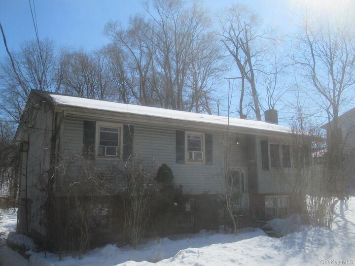 Property Photo:  246 Skyline Drive  NY 10930 