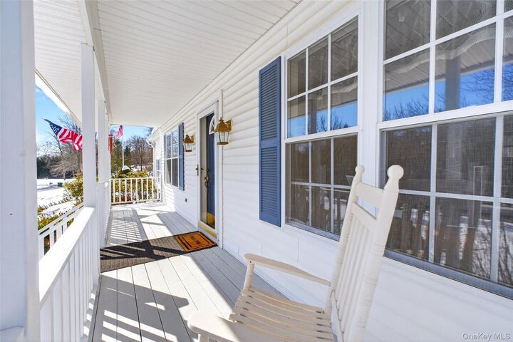 Property Photo:  68 Blackberry Way  NY 12533 