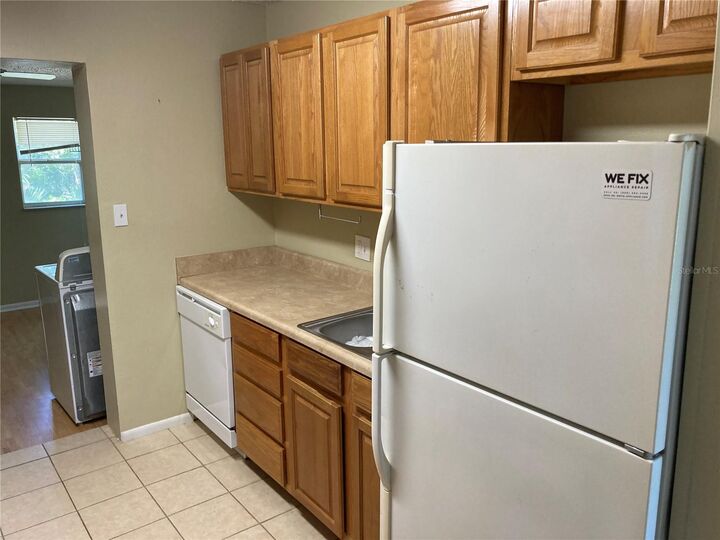 Property Photo:  198 Oak Street  FL 34711 