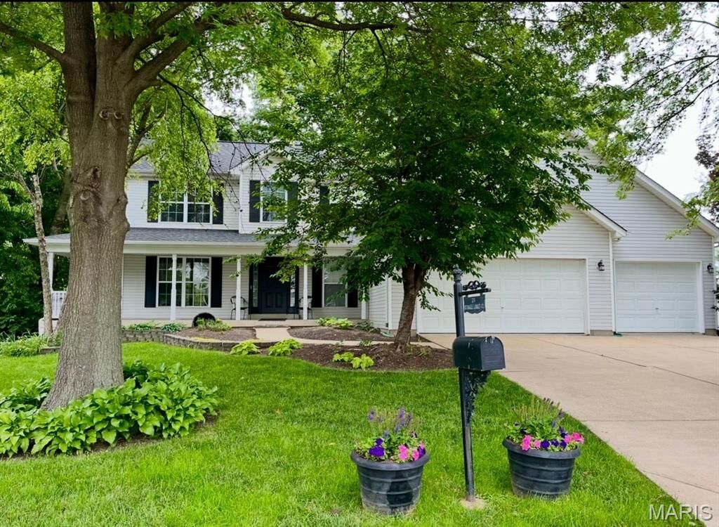 Property Photo:  20 Cherokee Sunset Ct Court  MO 63366 