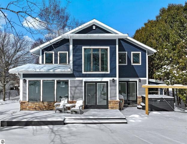 Property Photo:  609 Lake Shore Drive  MI 49601 