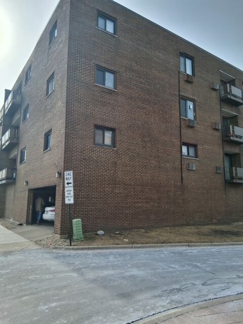 Property Photo:  7610 W Grand Avenue 3A  IL 60707 