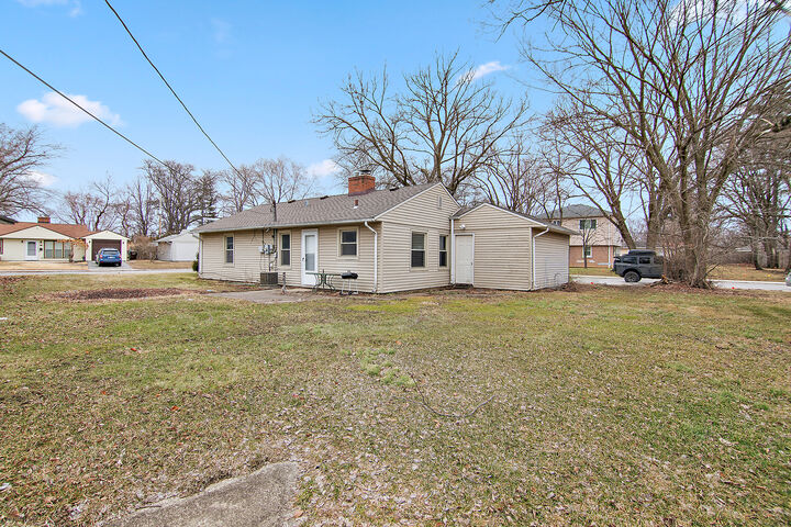 Property Photo:  310 Nassau Street  IL 60466 