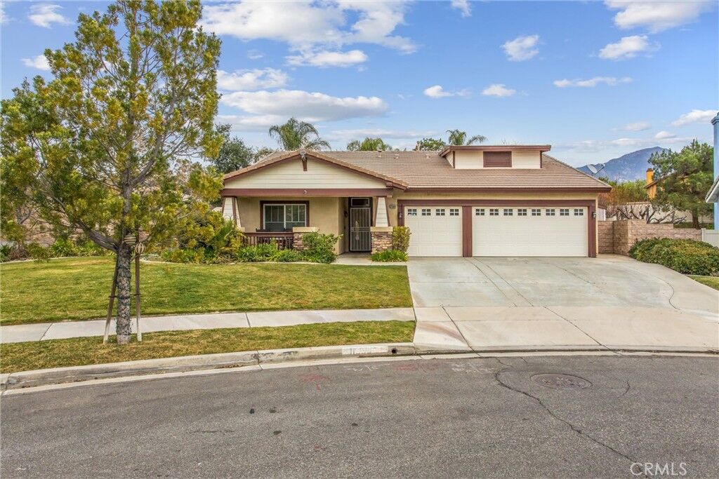 Property Photo: 11568 Deerfield Drive CA 92399