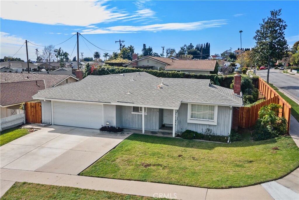 Property Photo:  1221 N Orange  CA 90631 