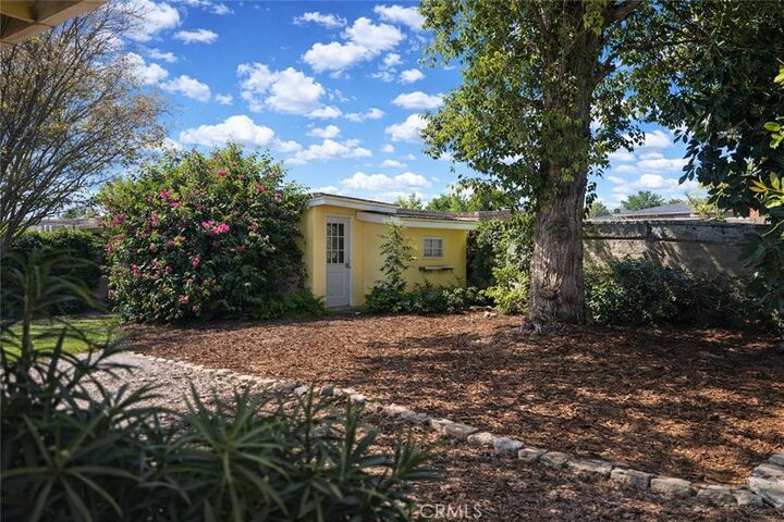 Property Photo: 9563 Greening CA 90605