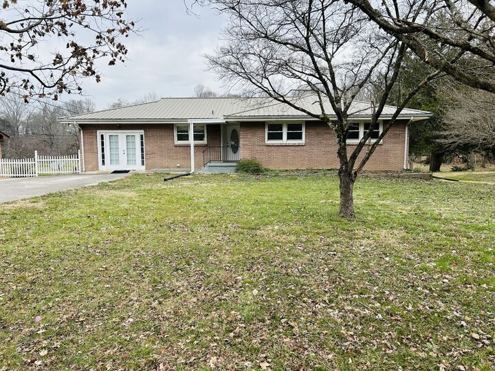 Property Photo:  1301 Sycamore Dr  TN 37355 