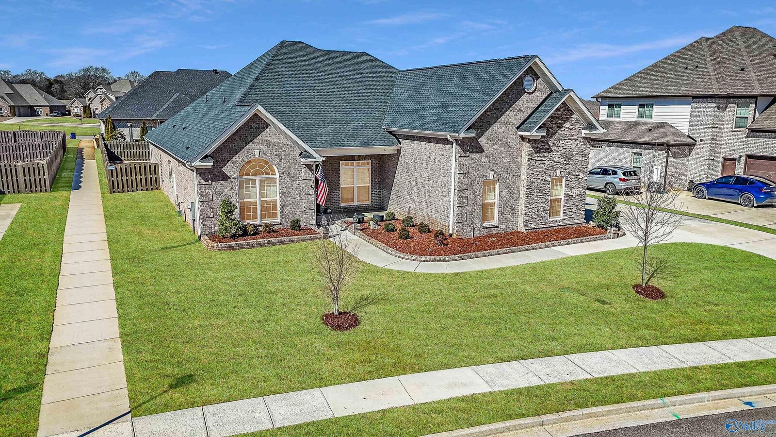 Property Photo: 122 Starling Drive AL 35756