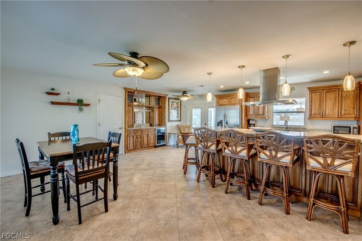 Property Photo:  1122 El Dorado Parkway E  FL 33904 