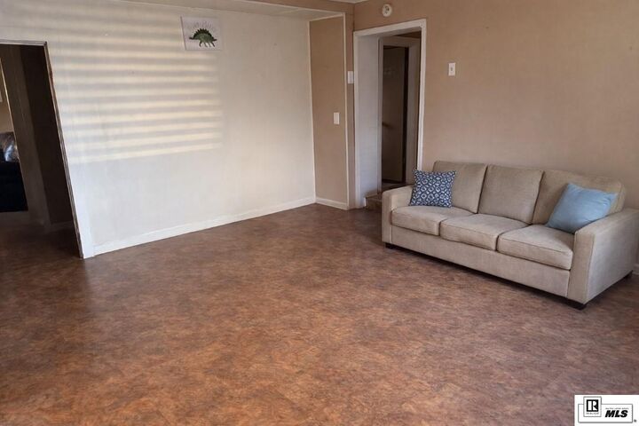 Property Photo: 203 Mill Avenue LA 71415