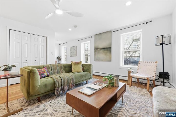 Property Photo:  325 5th Street 2  NJ 07302 