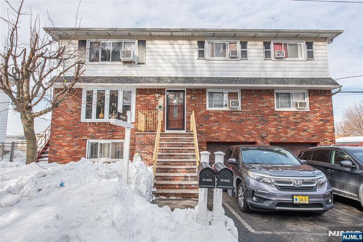 Property Photo:  48 Garden Avenue  NJ 07424 