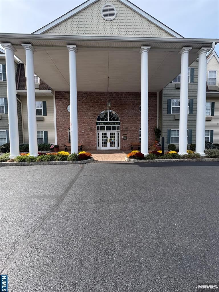 Property Photo:  5415 Richmond Road  NJ 07480 