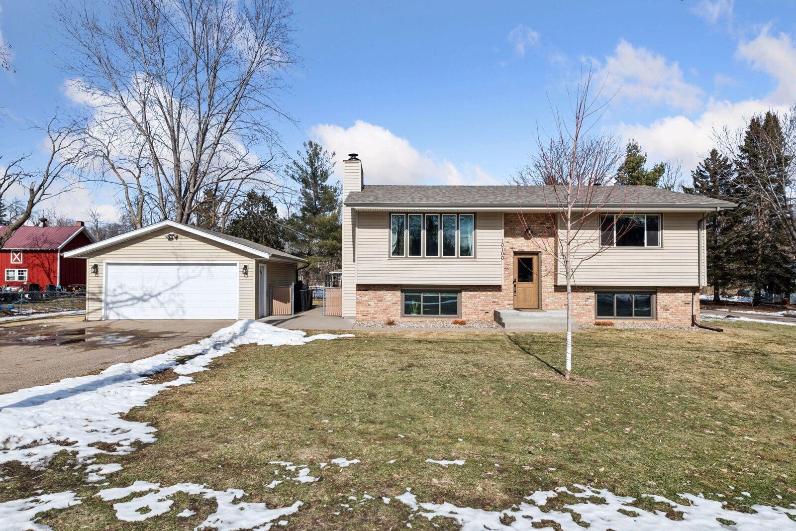 Property Photo: 10100 W 34th Street MN 55305