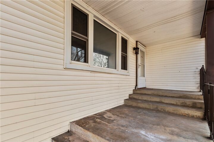 Property Photo: 704 Beverly Drive AR 72601