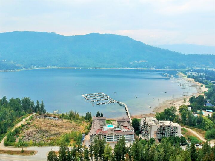 Property Photo:  238 Bayview Drive  BC V0E 2V2 