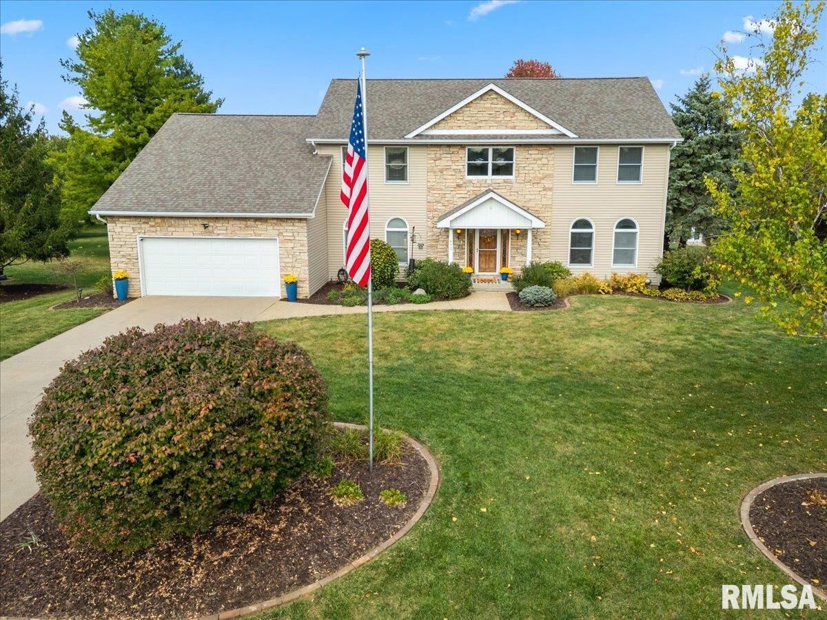 Property Photo: 613 Countryside Drive IL 61548