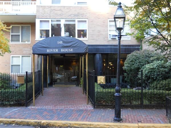 Property Photo:  145 Pinckney 113  MA 02114 