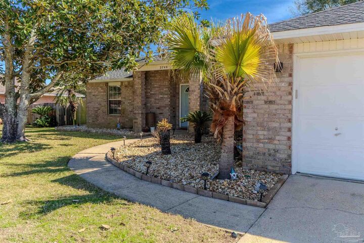 Property Photo:  2748 Copper Reef Dr  FL 32566 