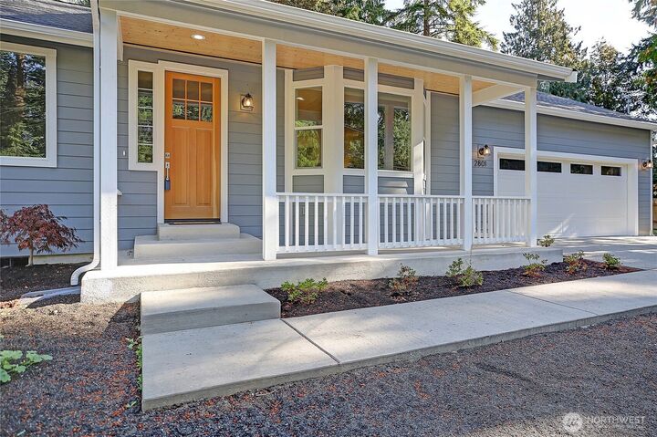 Property Photo:  2801  Huckleberry Lane  WA 98282 