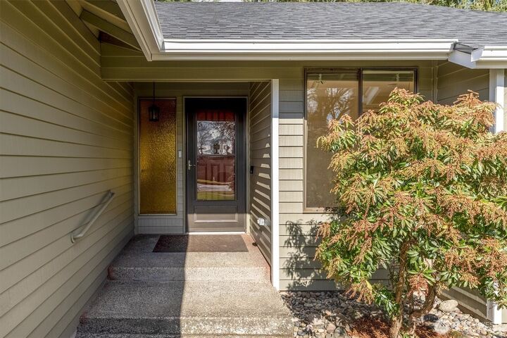 Property Photo: 5633 Finch Drive WA 98632