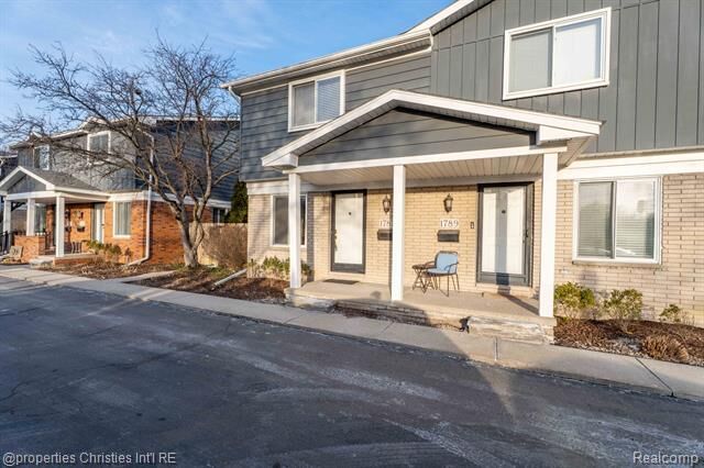 Property Photo: 1787 Southfield Road MI 48009