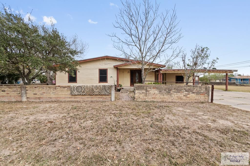 Property Photo:  302 Nogal St.  TX 78566 