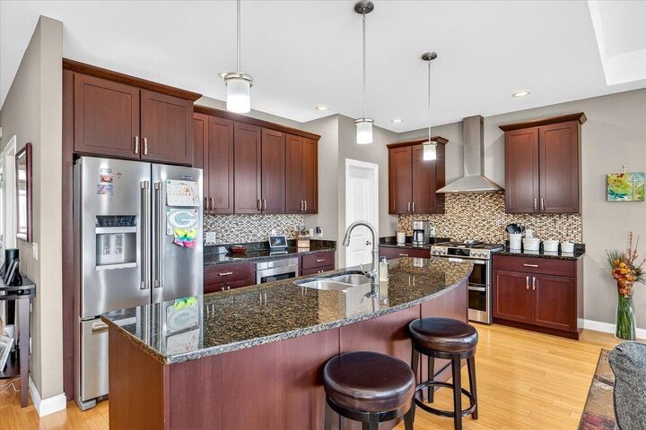 Property Photo:  9013 Royal Oaks Circle  WI 53593 