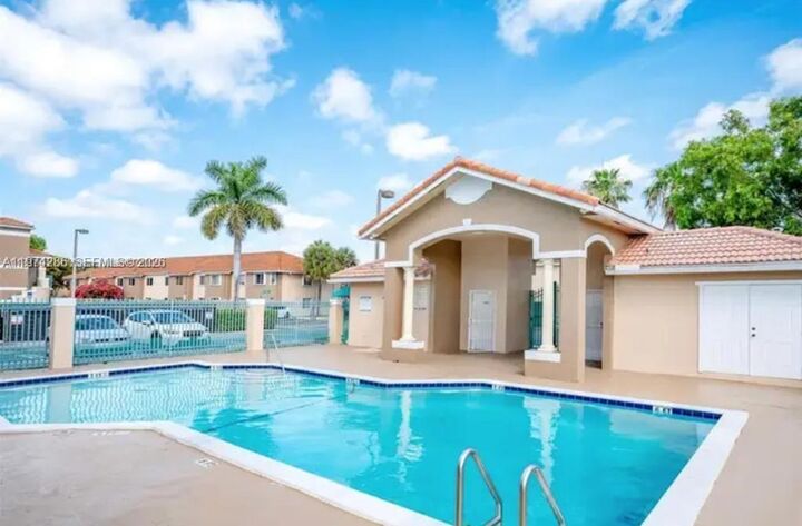 Property Photo:  6466 SW 130th Pl 903  FL 33183 