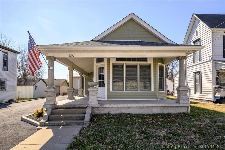 Property Photo: 616 E Utica Street IN 47172