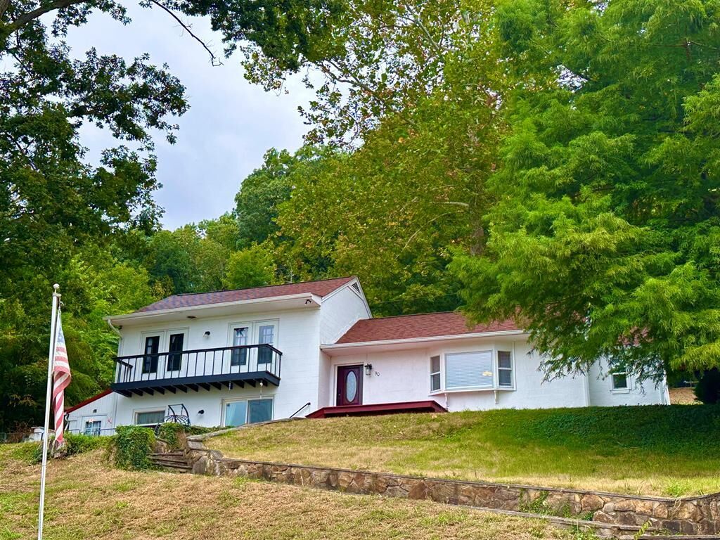 Property Photo: 90 Taylor Road OH 45690