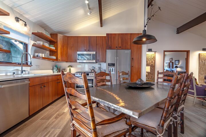 Property Photo:  413 High Street W  NM 87558 