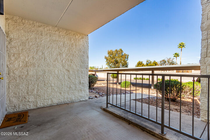 Property Photo: 7777 E Golf Links Road Unit 8104 AZ 85730