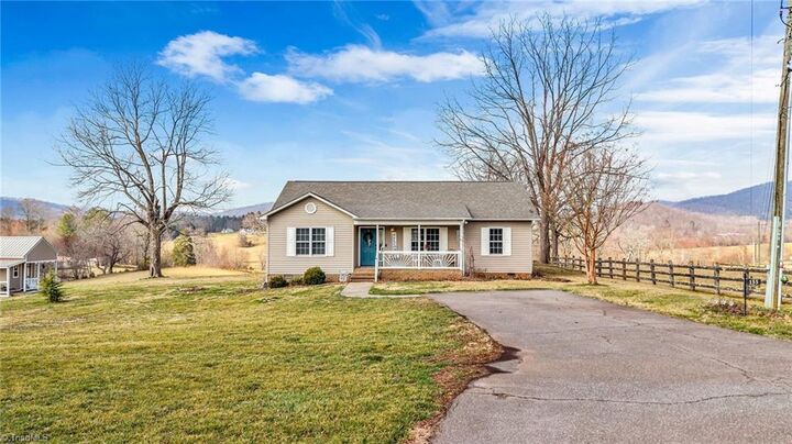 Property Photo:  155 Jays Meadow Lane  NC 28665 