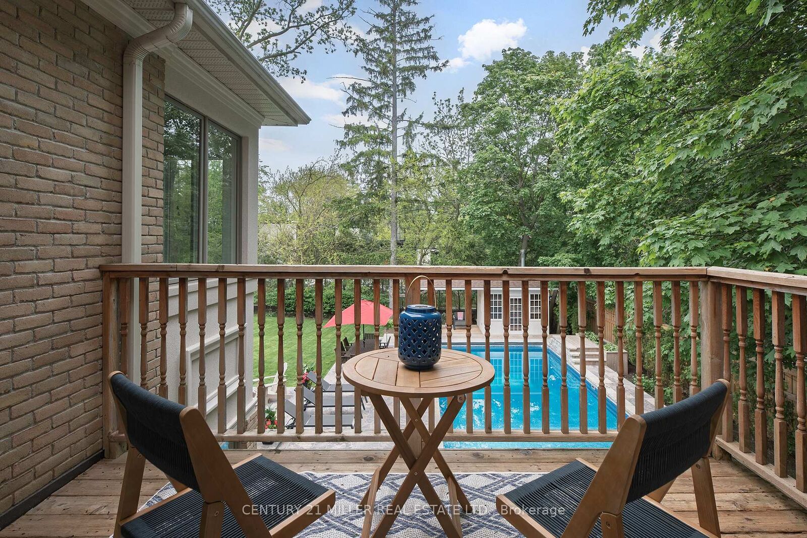 Property Photo:  209 Donessle Drive  ON L6J 3Y7 